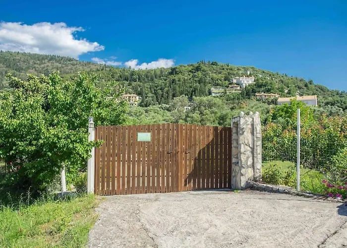 Anthia Private A Breath Away From Beaches