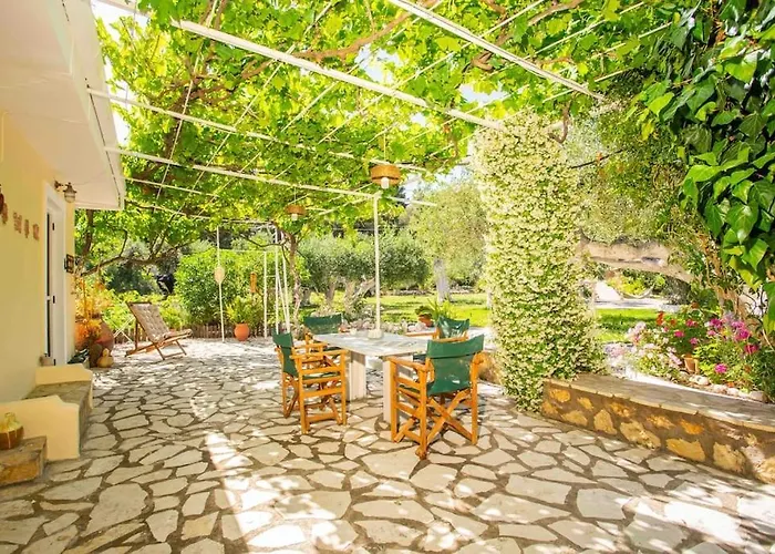 Anthia Private A Breath Away From Beaches Άγιος Νικήτας