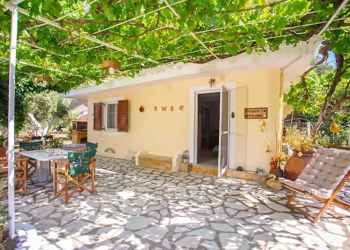 Anthia Private A Breath Away From Beaches *